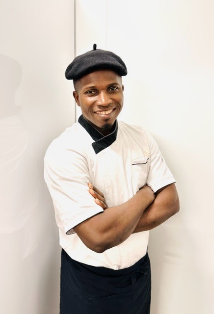 Aboubacar, membre de l'équipe Labo M Traiteur